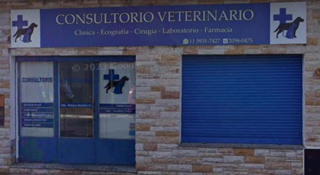 Fachada exterior del consultorio veterinario en Temperley